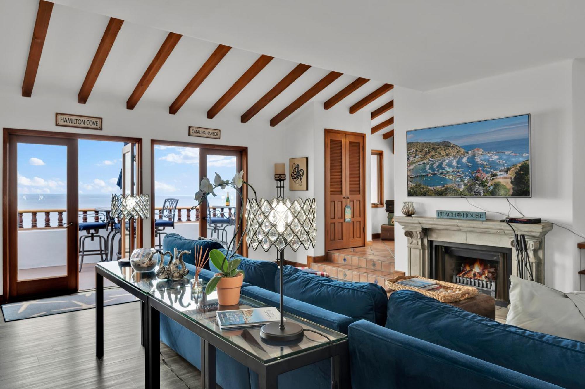 Gorgeous Oceanfront Villa With Panoramic Views Avalon Exteriér fotografie